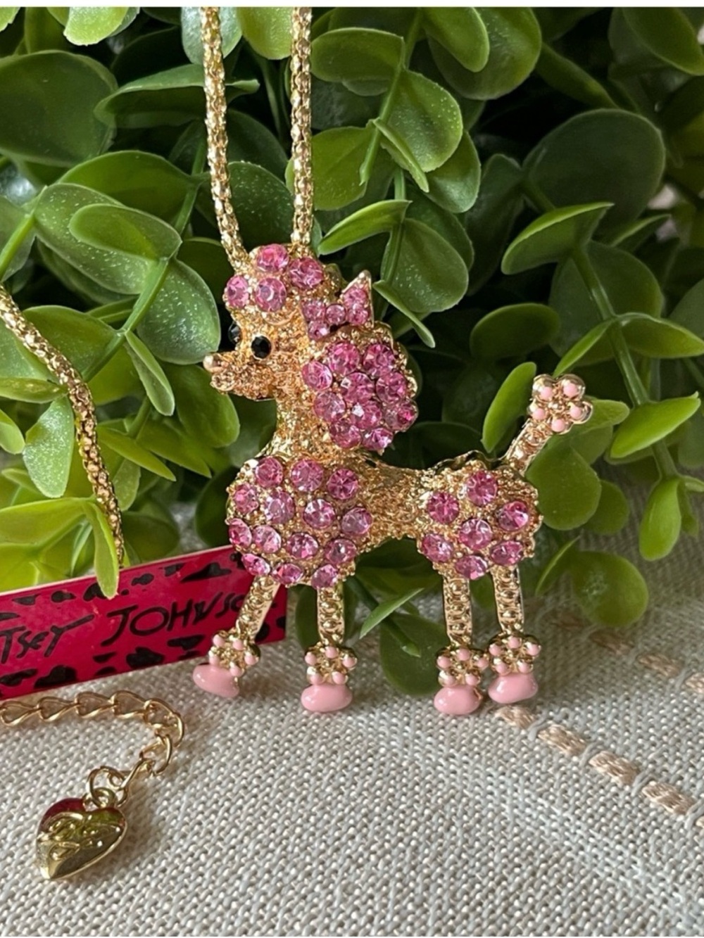 Betsey Johnson Gold-Tone Pink Crystal Poodle Pendant Necklace ~🆕~